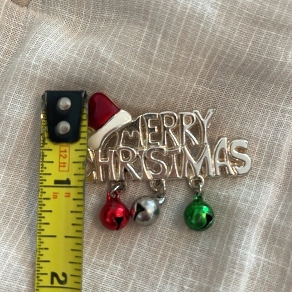 Merry Christmas Pin - Picture 5 of 5
